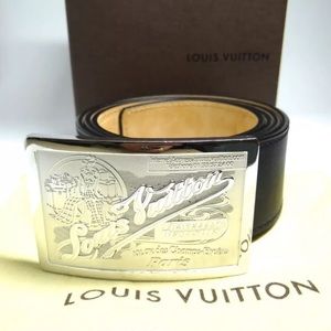 NWOT Louis Vuitton Traveling Requisites Belt 100